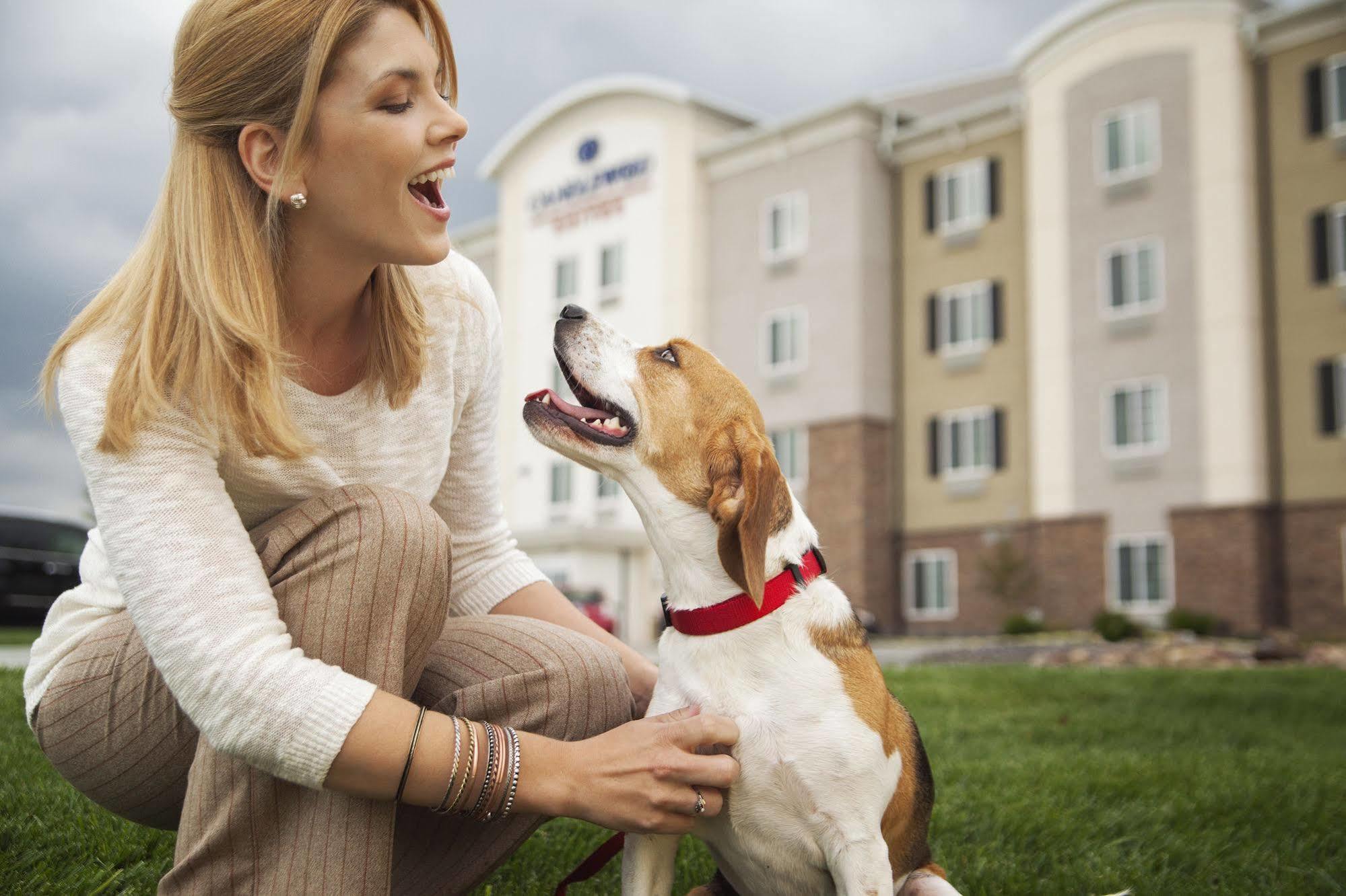 Candlewood Suites College Station By Ihg Bryan Dış mekan fotoğraf