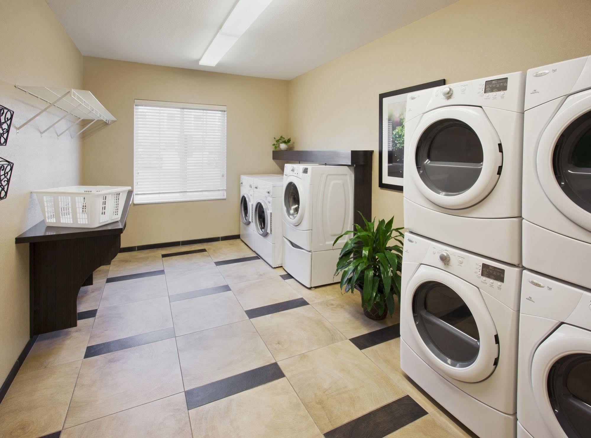 Candlewood Suites College Station By Ihg Bryan Dış mekan fotoğraf